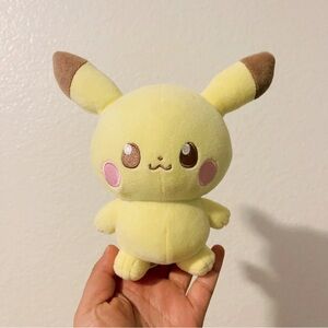🌸 Cute Mini Pikachu Plush from Japan